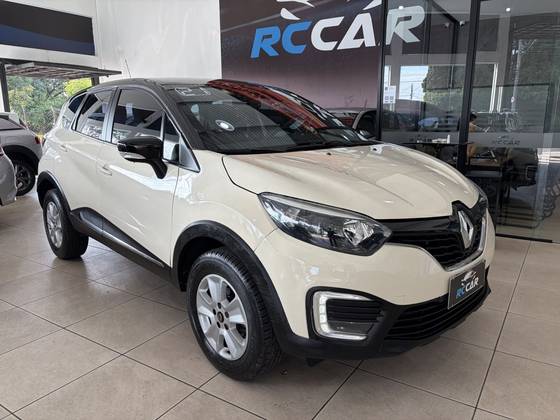RENAULT CAPTUR 1.6 16V SCE FLEX LIFE X-TRONIC RENAULT CAPTUR 1.6 16V SCE FLEX LIFE X-TRONIC